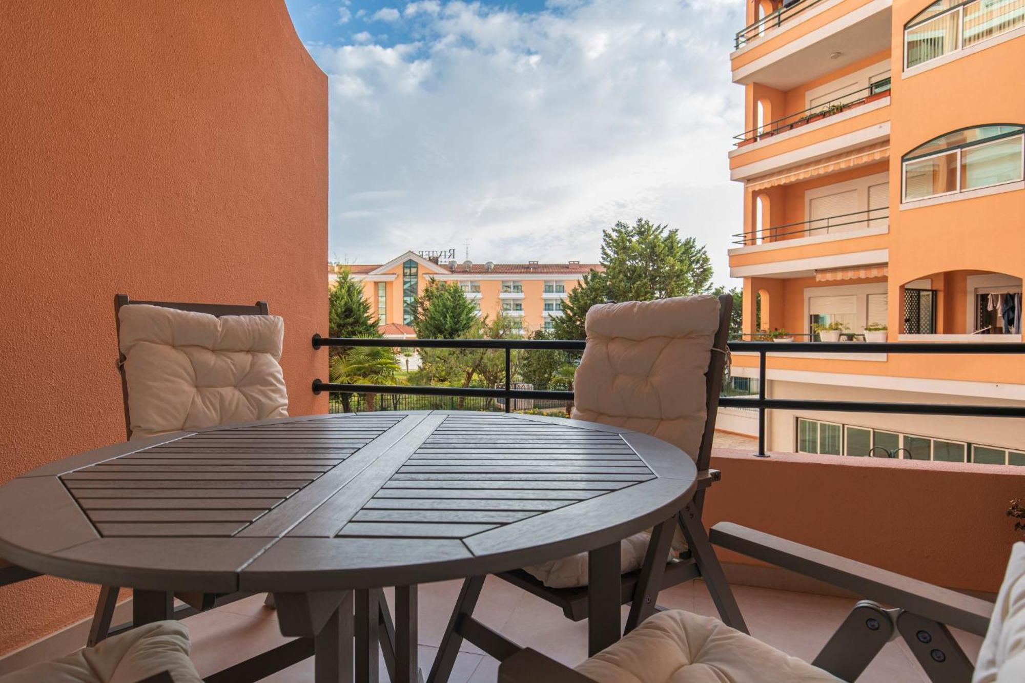 Deluxe 2Bdr Apartment In Carcavelos By Lovelystay Exterior foto